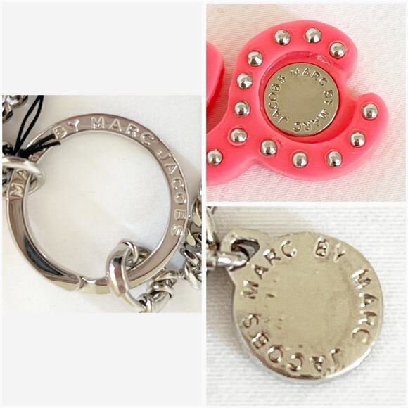 MARC JACOBS BUNDLE Rubber Standard Supply Bracelet and Signature Charm Key Ring - Picture 4 of 9